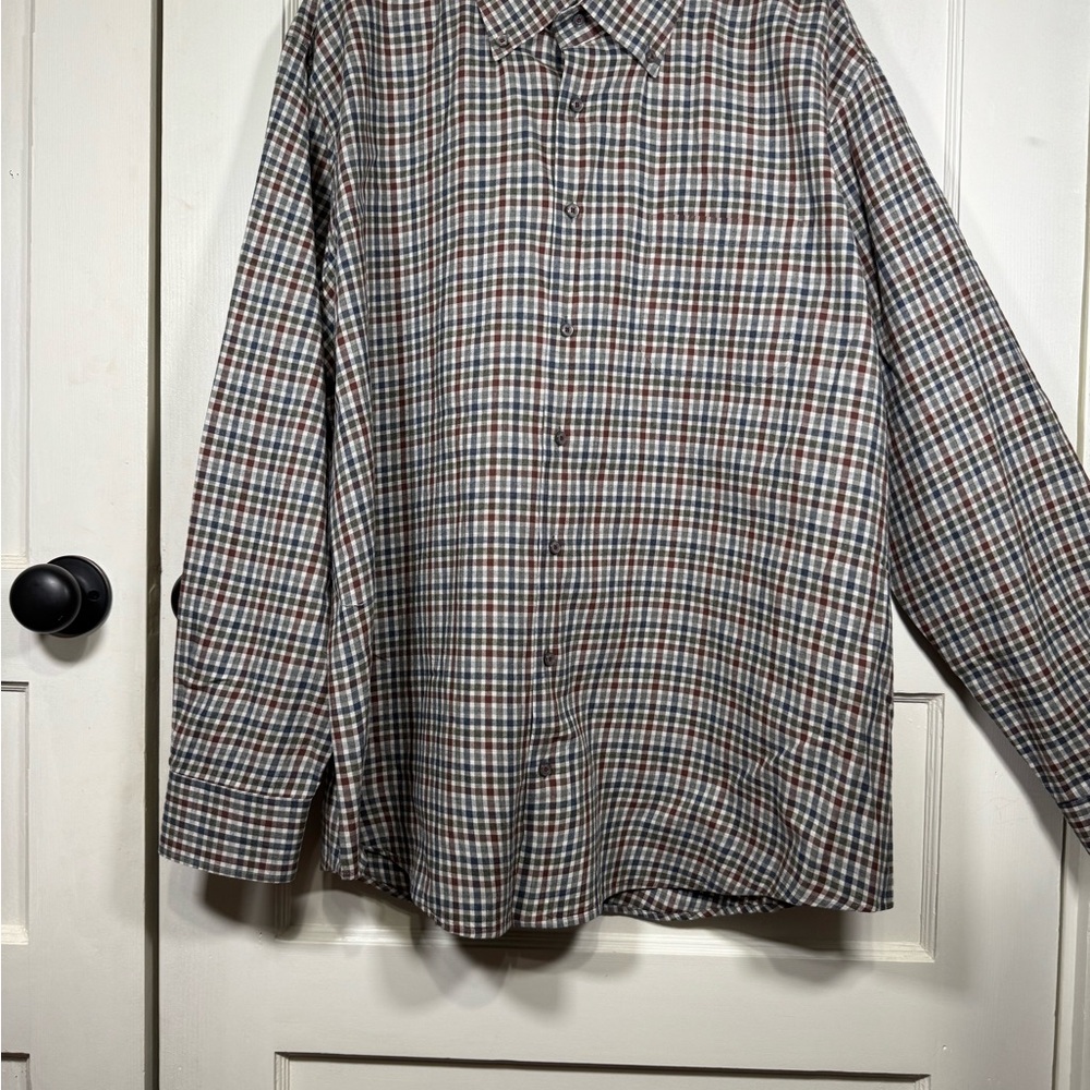 Casual Plaid Button-Down Shirt in Brown & Blue